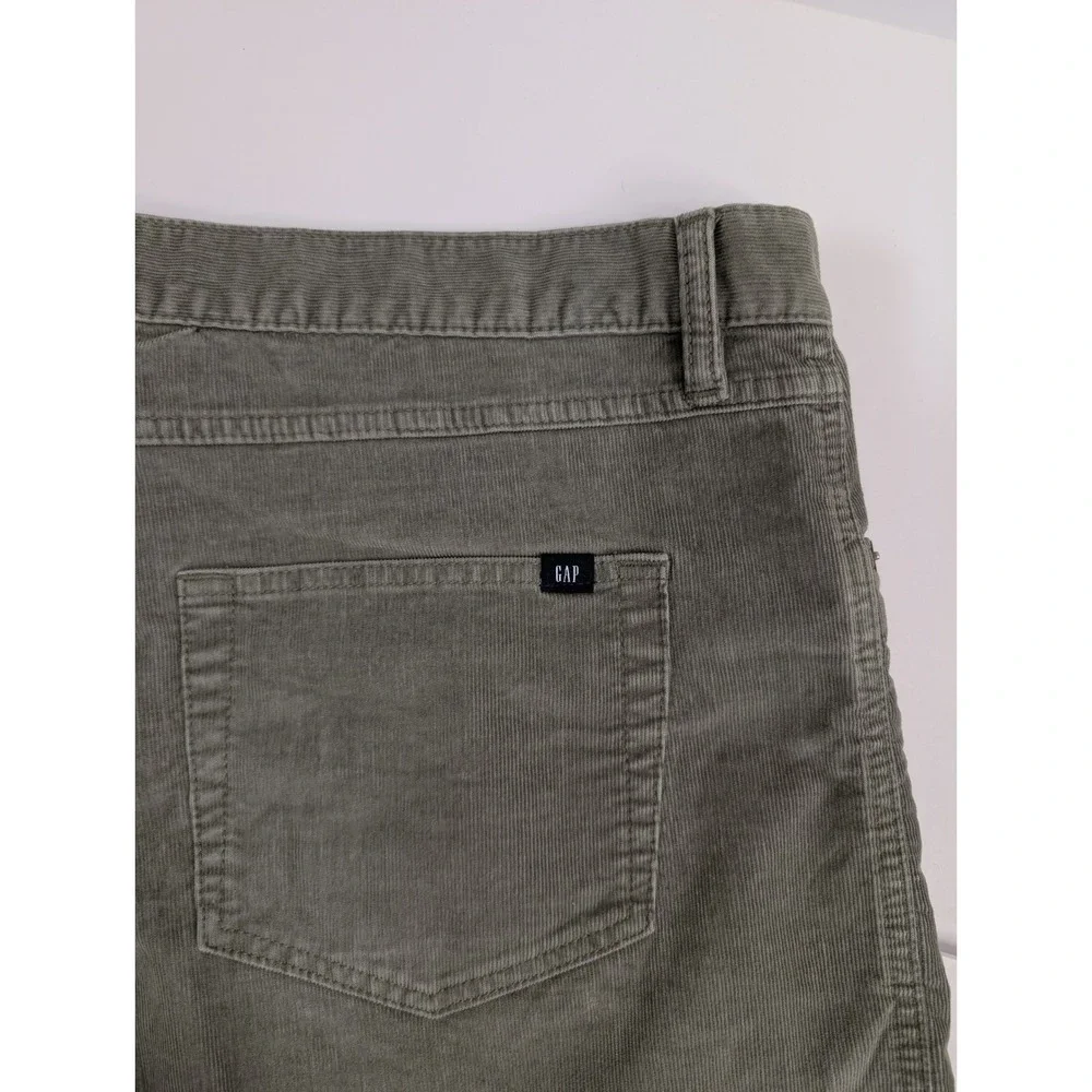 Gap Womens Olive Green Corduroy Cut Off Shorts Size 16 Raw Hem Mid Rise Stretch